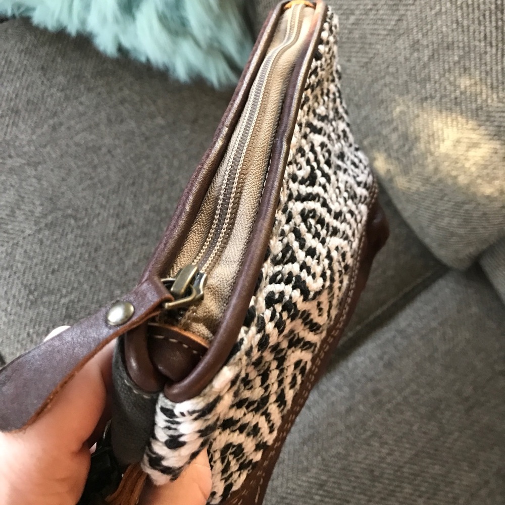 Myra Bag unique wristlet - Picture 2 of 15